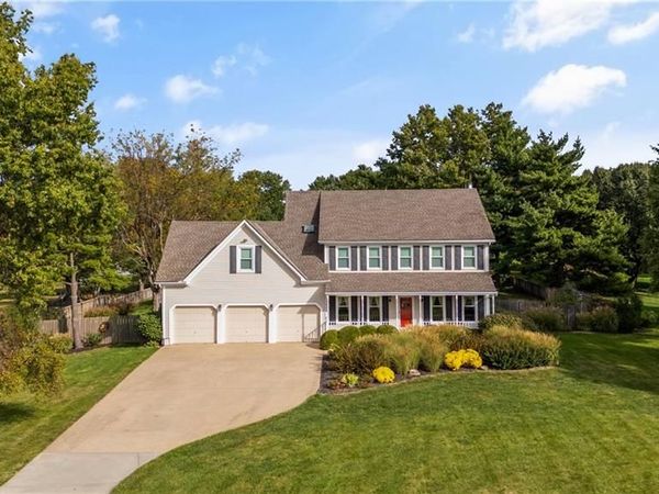 11600 W 156th Terrace, Overland Park, KS 66221