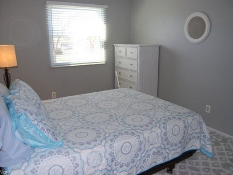 6453 Terre Drive, Brook Park, OH 44142 Photo 9