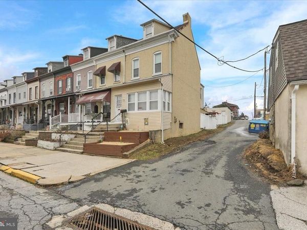 646 FERN AVENUE, READING, PA 19611