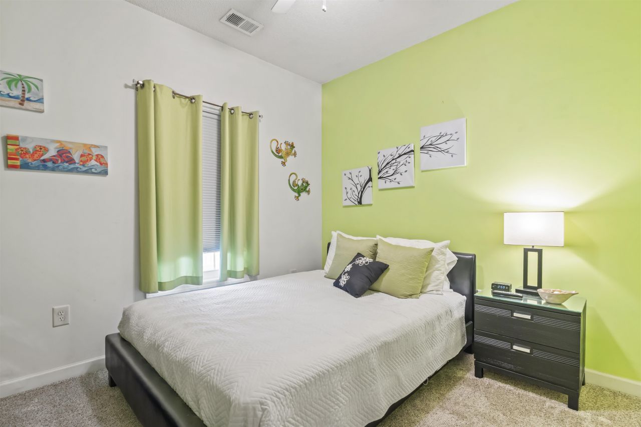 5825 Catalina Dr. Photo 26