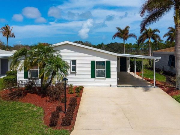 3839 Sandlace Court, Port Saint Lucie, FL 34952