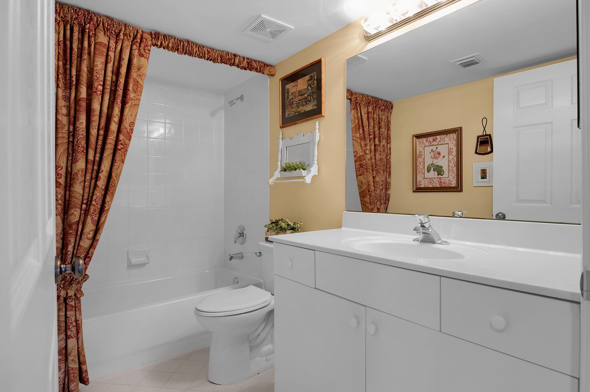 5749 Gemstone Court, Unit 403, Boynton Beach, FL 33437 Photo