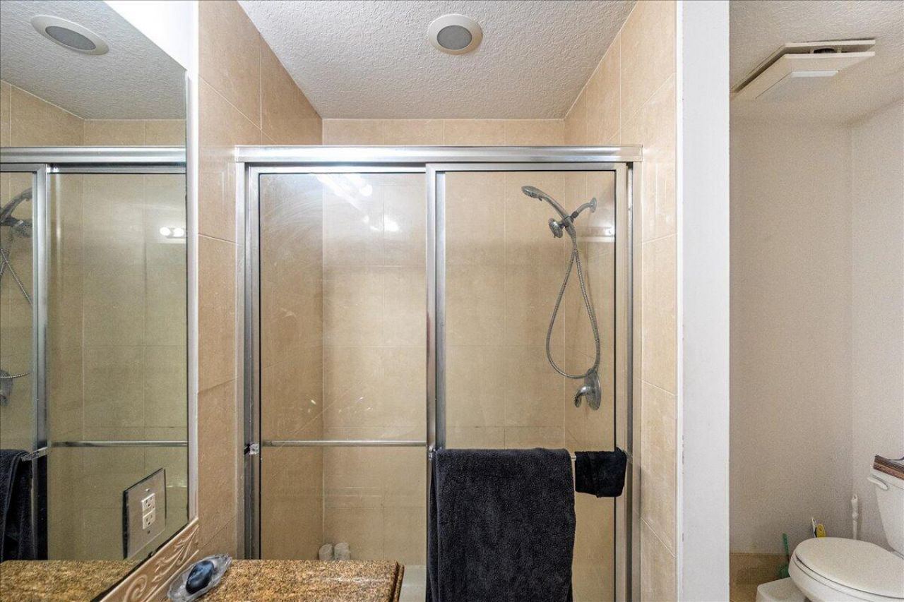 36 Harbour Isle Drive W, Unit 106, Fort Pierce, FL 34949 Photo