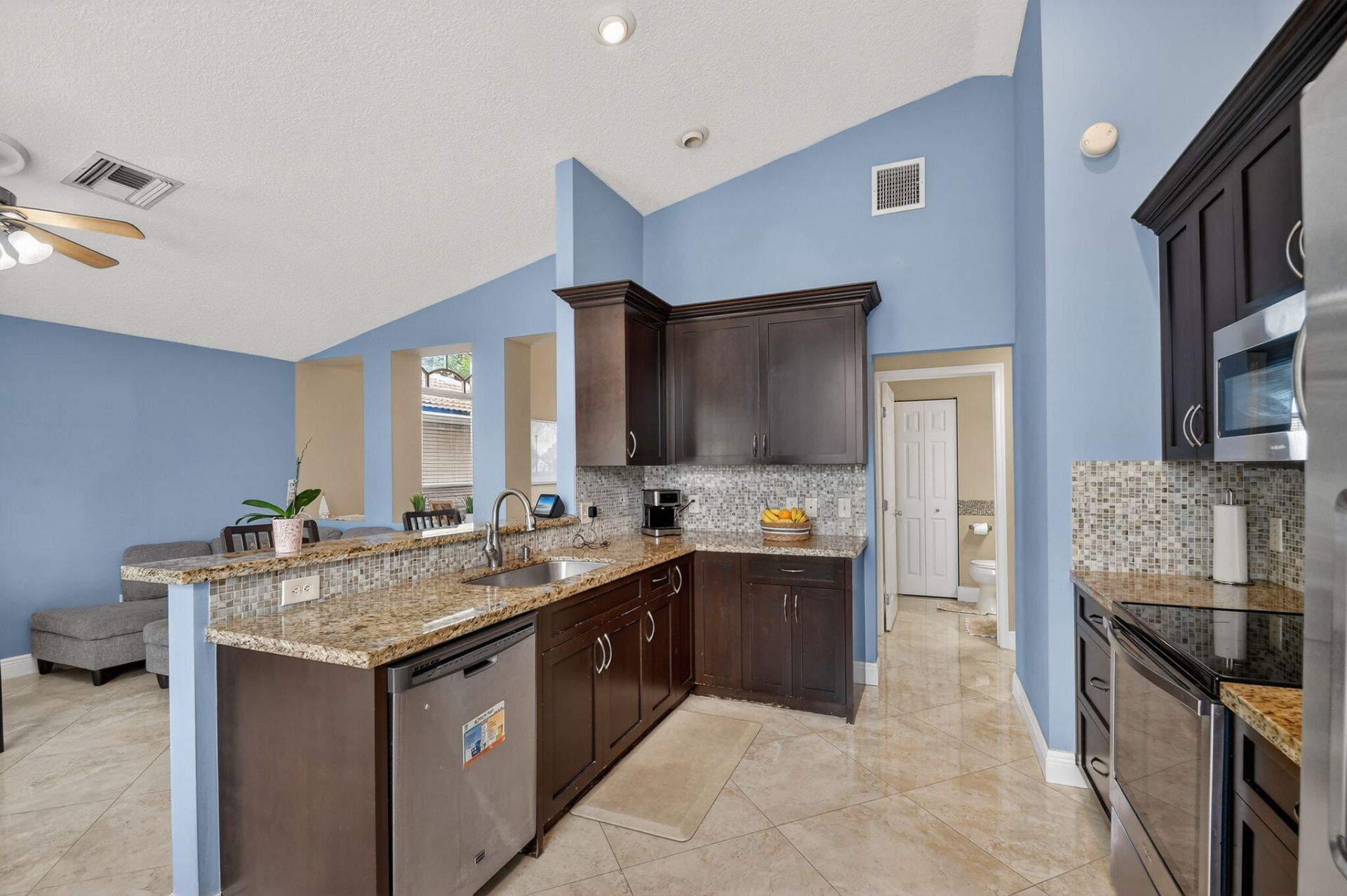 6828 Ashton Street, Boynton Beach, FL 33437 Photo