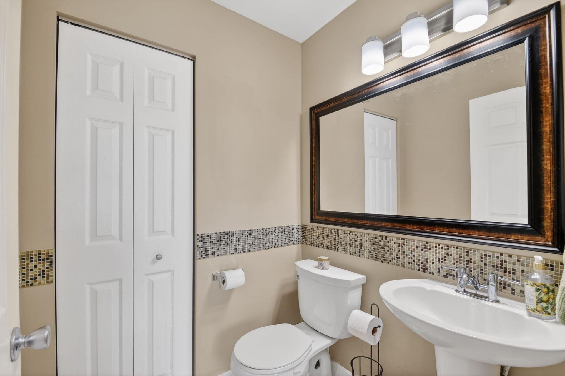 6828 Ashton Street, Boynton Beach, FL 33437 Photo