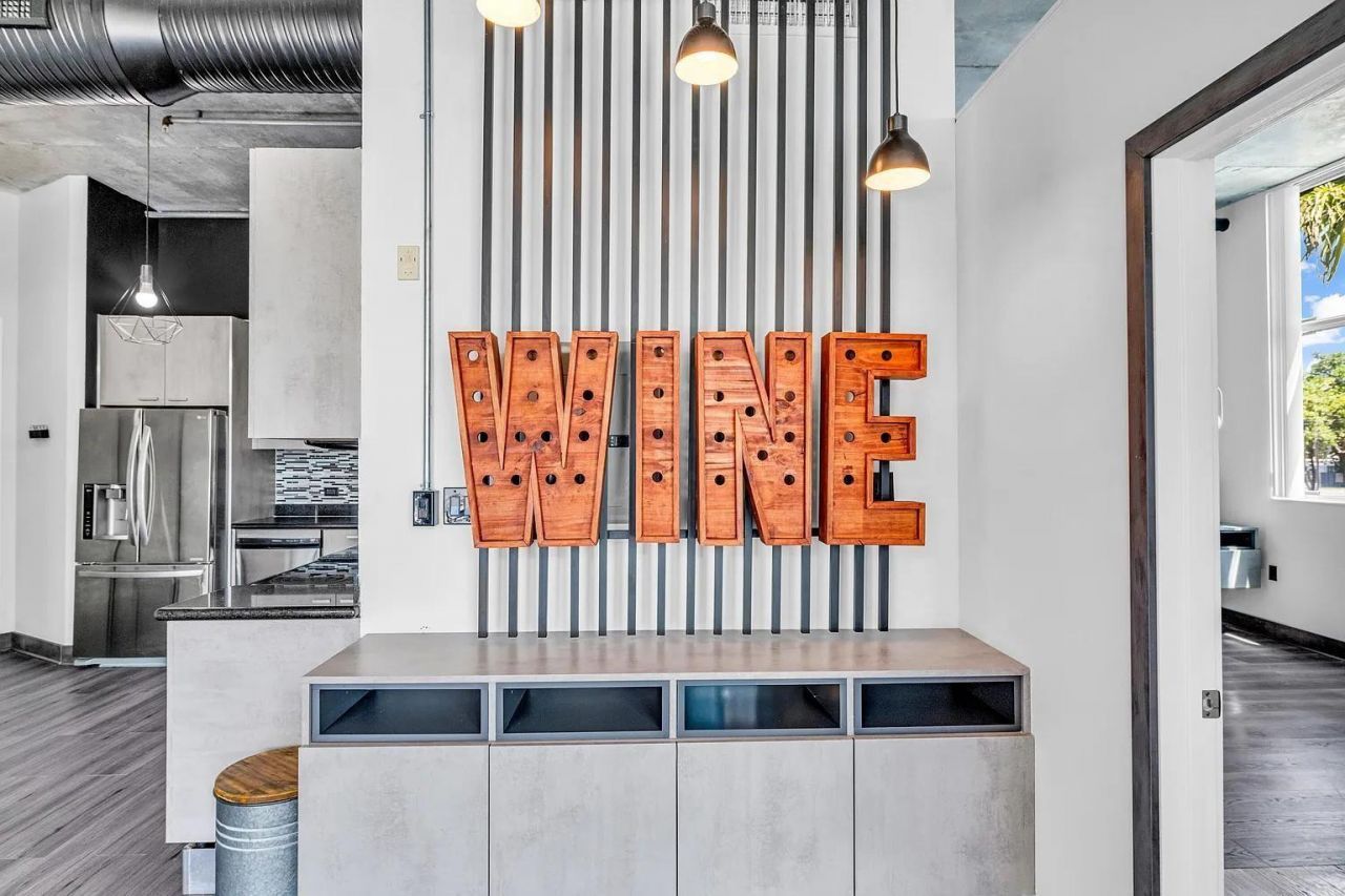 2100 Van Buren Street, Unit 203, Hollywood, FL 33020 Photo