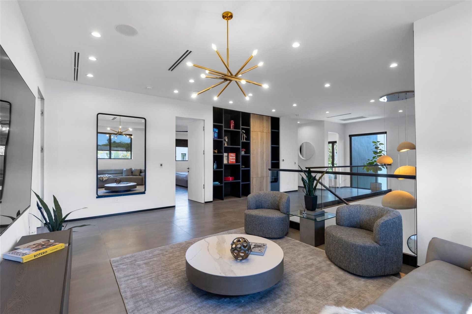 727 NE 17th Way, Fort Lauderdale, FL 33304 Photo