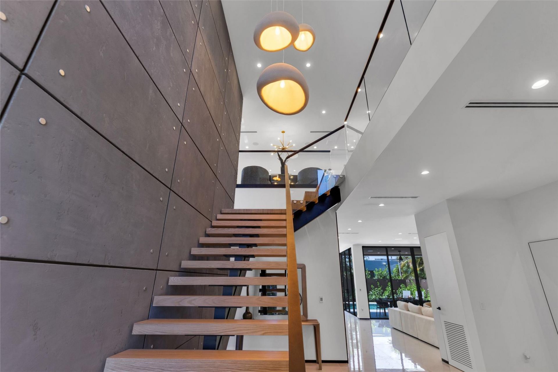 727 NE 17th Way, Fort Lauderdale, FL 33304 Photo