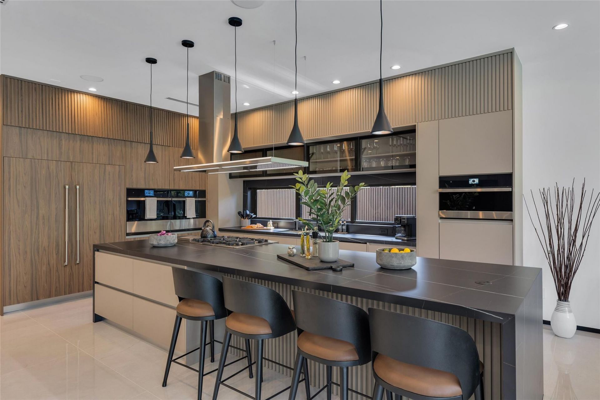 727 NE 17th Way, Fort Lauderdale, FL 33304 Photo