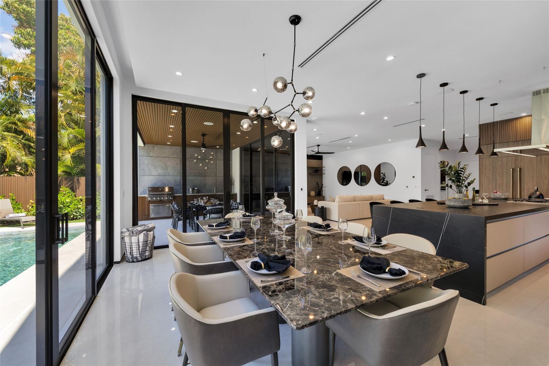 727 NE 17th Way, Fort Lauderdale, FL 33304 Photo