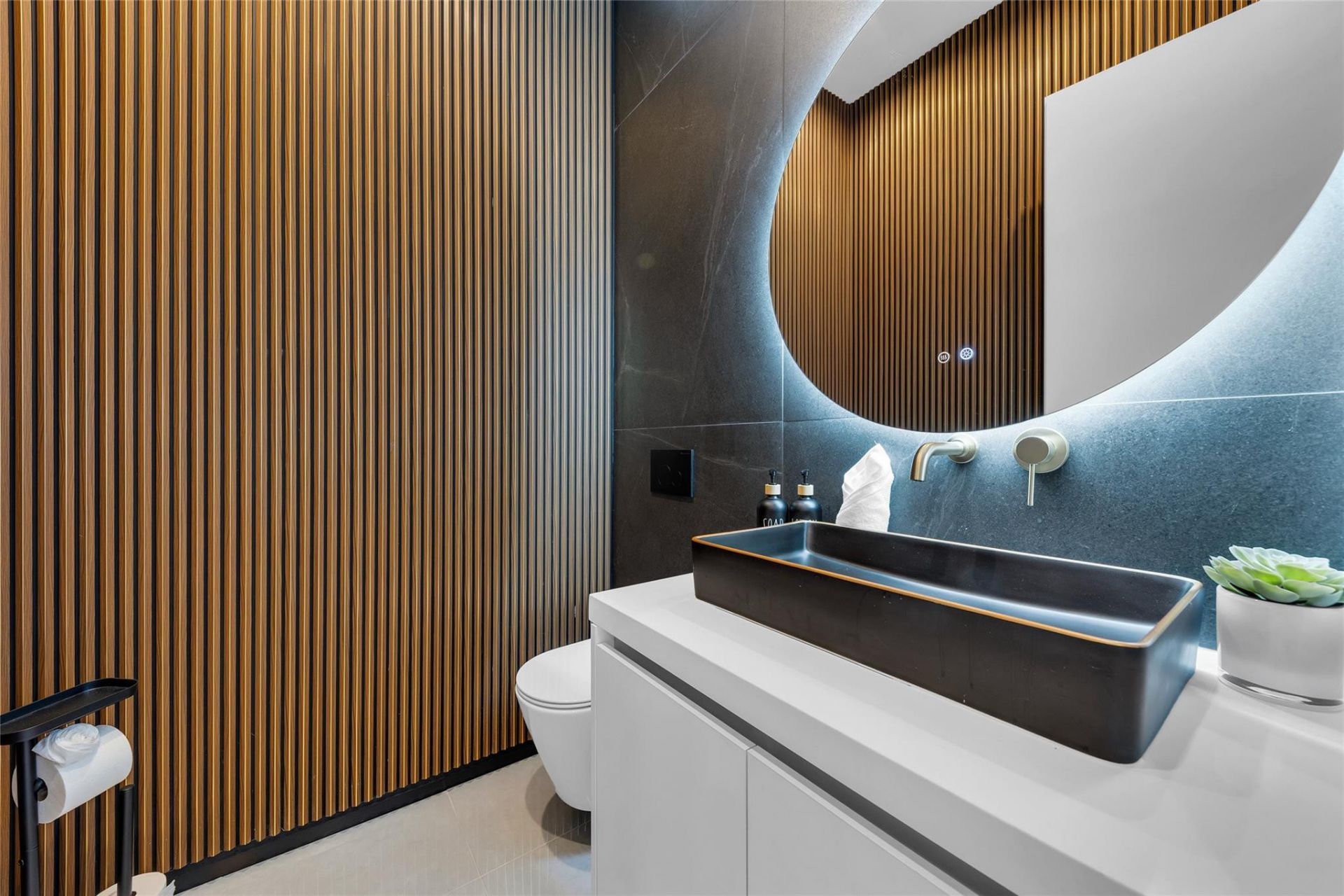 727 NE 17th Way, Fort Lauderdale, FL 33304 Photo