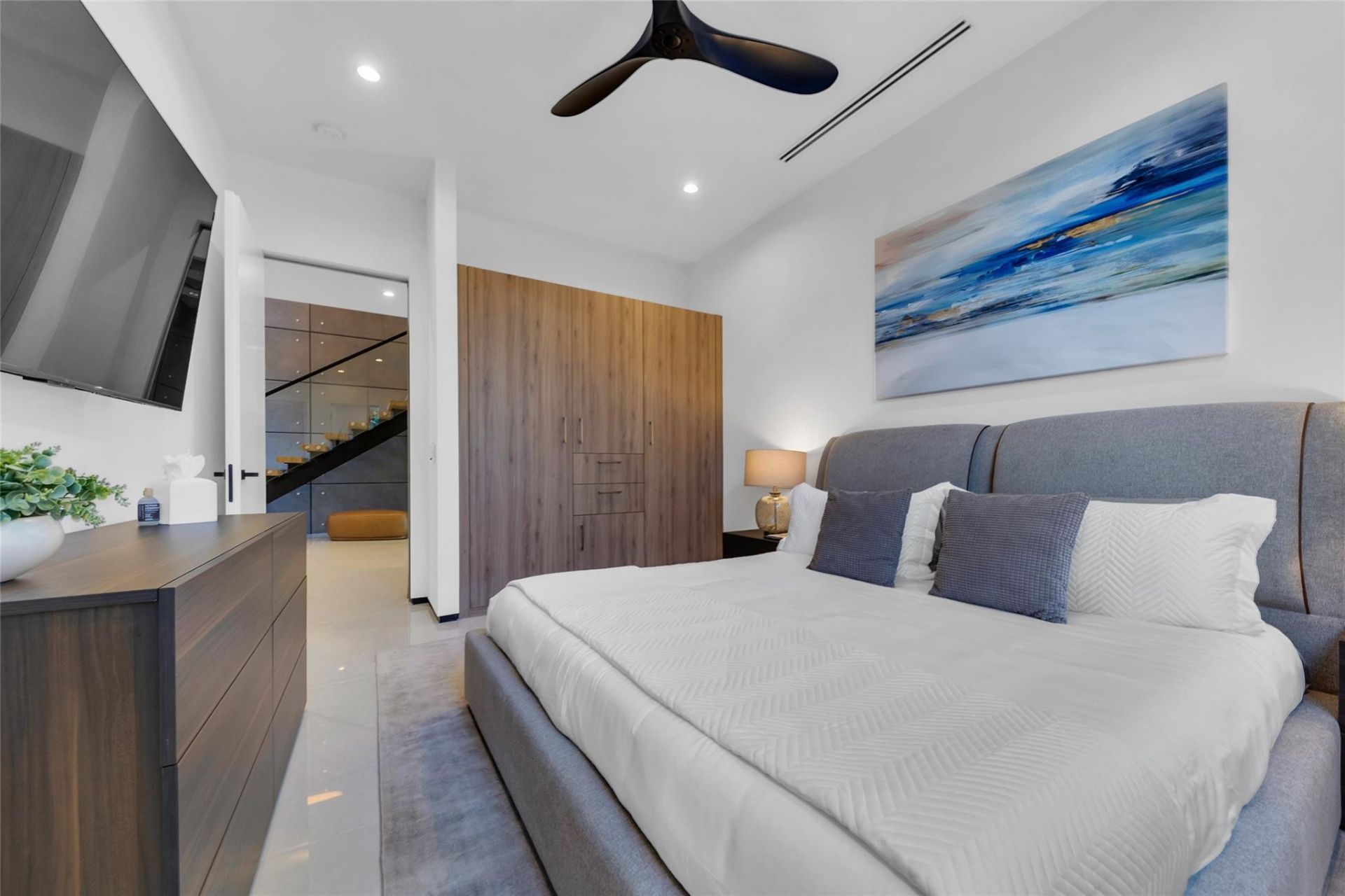 727 NE 17th Way, Fort Lauderdale, FL 33304 Photo