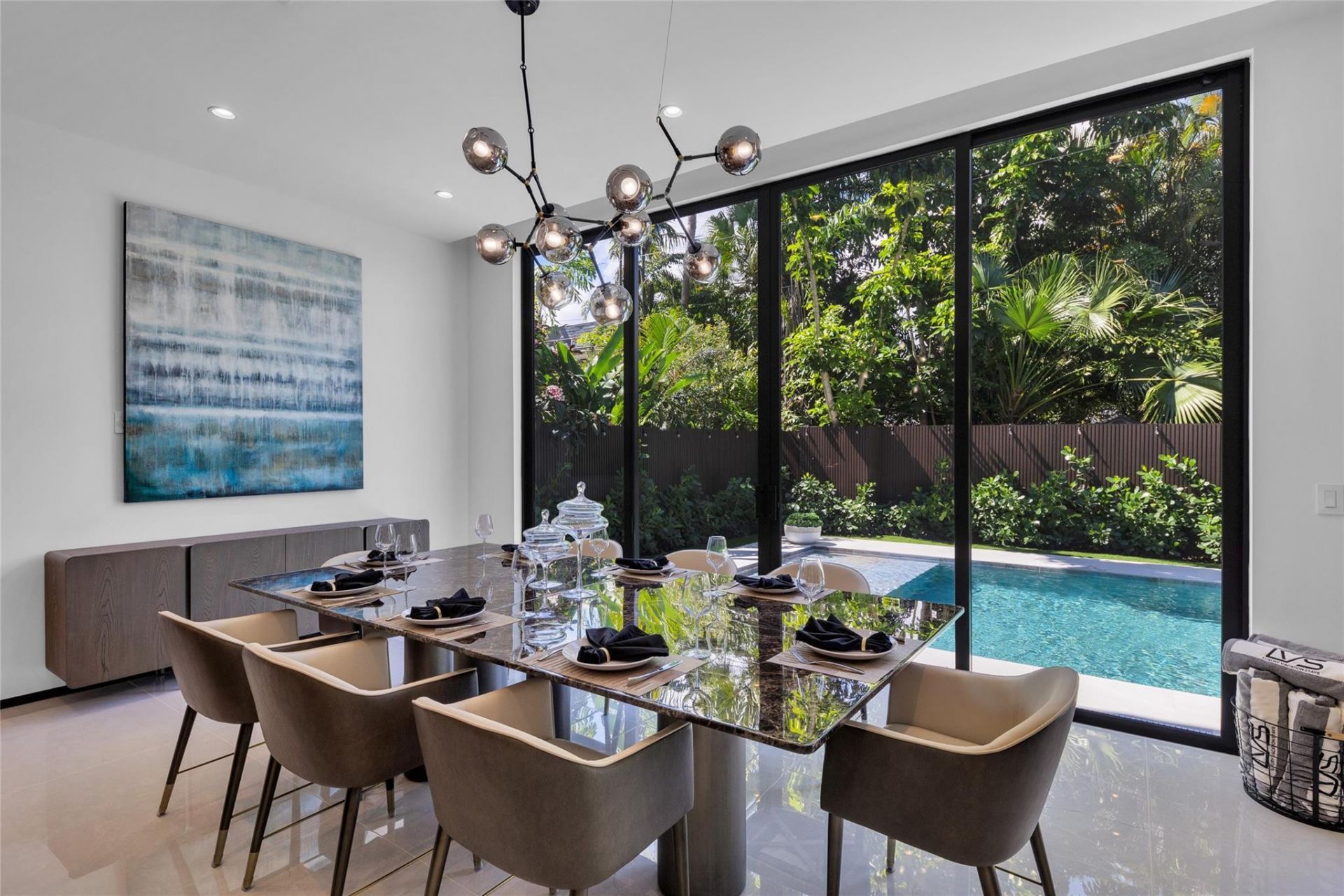 727 NE 17th Way, Fort Lauderdale, FL 33304 Photo