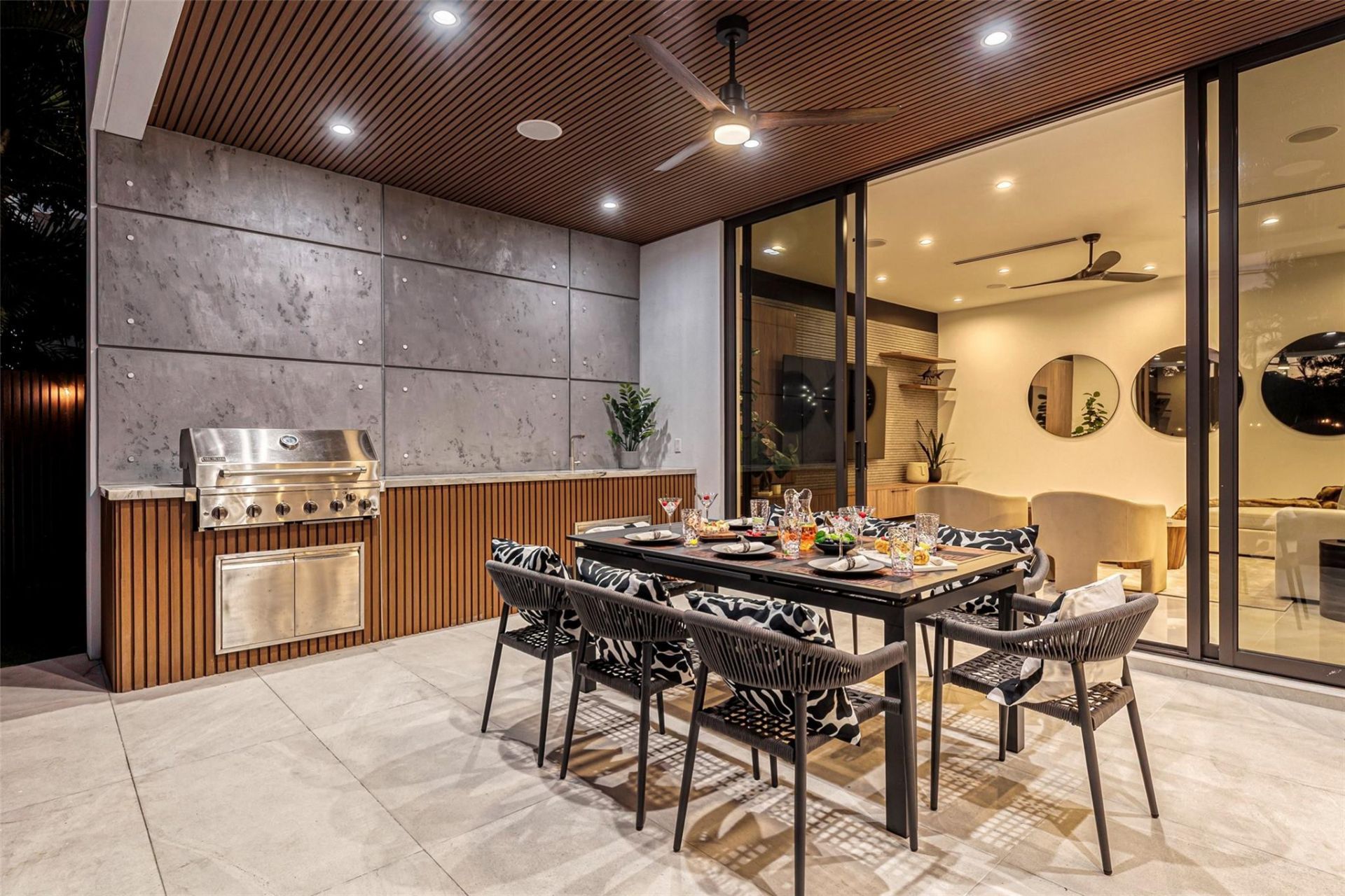 727 NE 17th Way, Fort Lauderdale, FL 33304 Photo