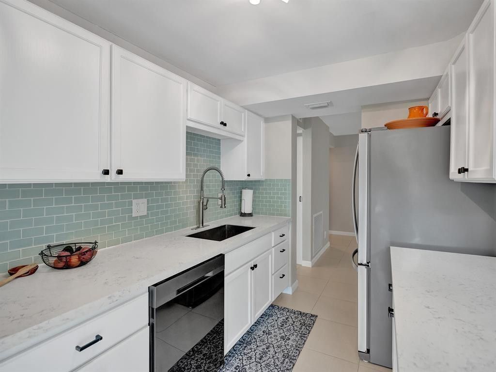 1301 River Reach Drive, Unit 201, Fort Lauderdale, FL 33315 Photo