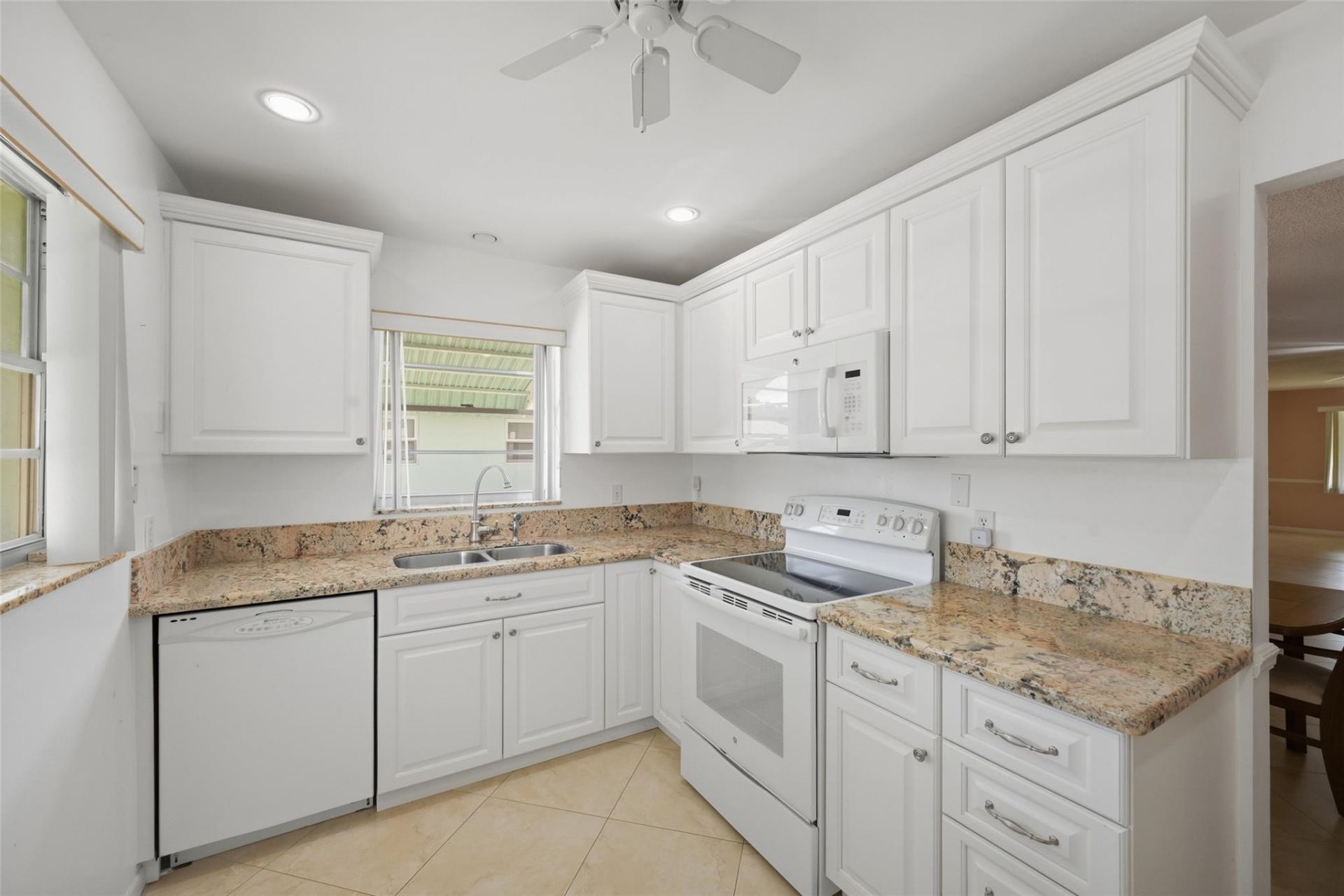 602 Hummingbird Ln, Unit 602, Delray Beach, FL 33445 Photo