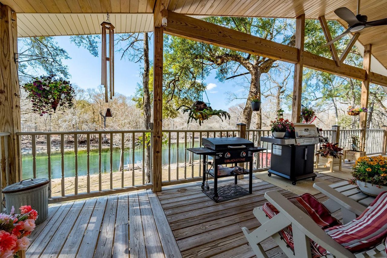 498 SW Manatee Terrace , Fort White, FL 32038 Photo