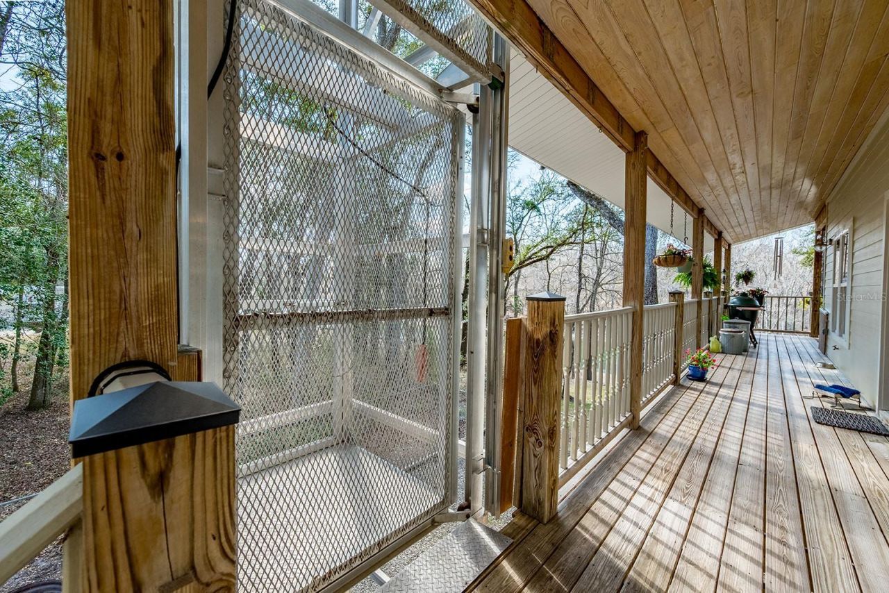 498 SW Manatee Terrace , Fort White, FL 32038 Photo