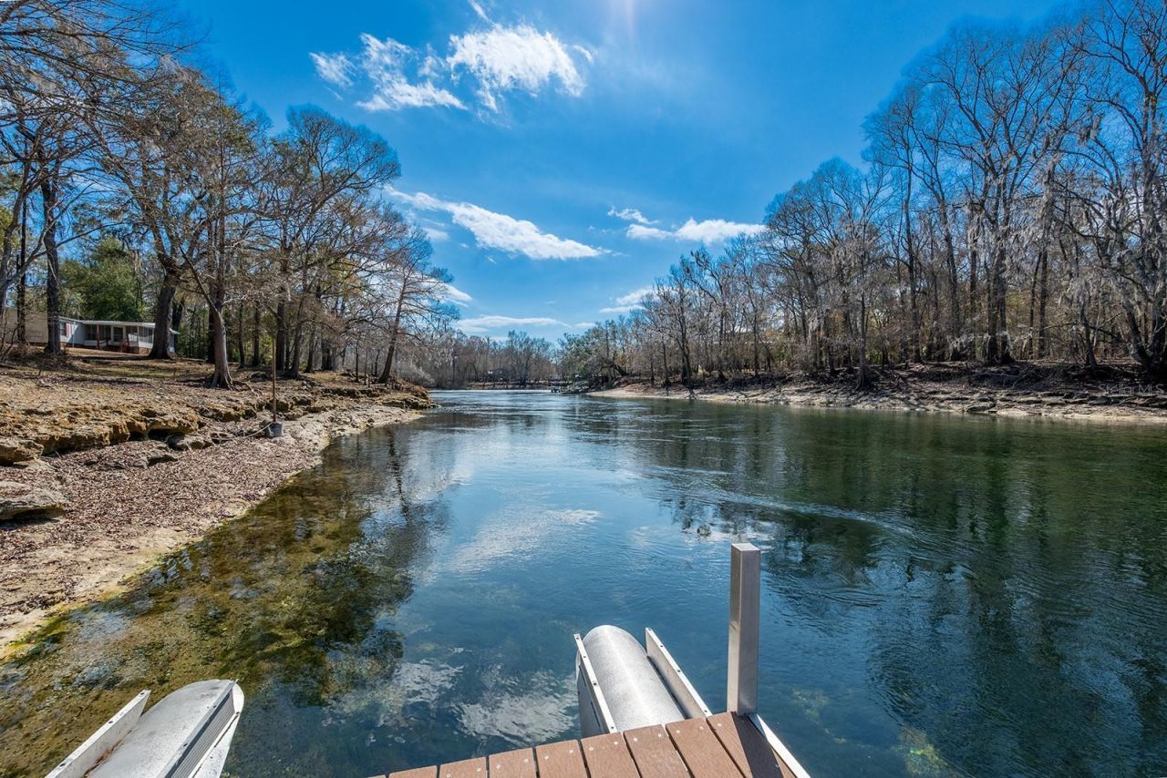 498 SW Manatee Terrace , Fort White, FL 32038 Photo