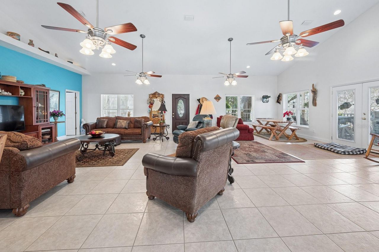 498 SW Manatee Terrace, Fort White, FL 32038 Photo