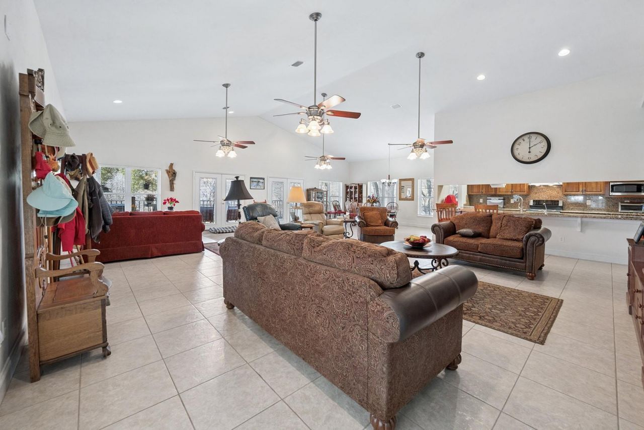 498 SW Manatee Terrace , Fort White, FL 32038 Photo