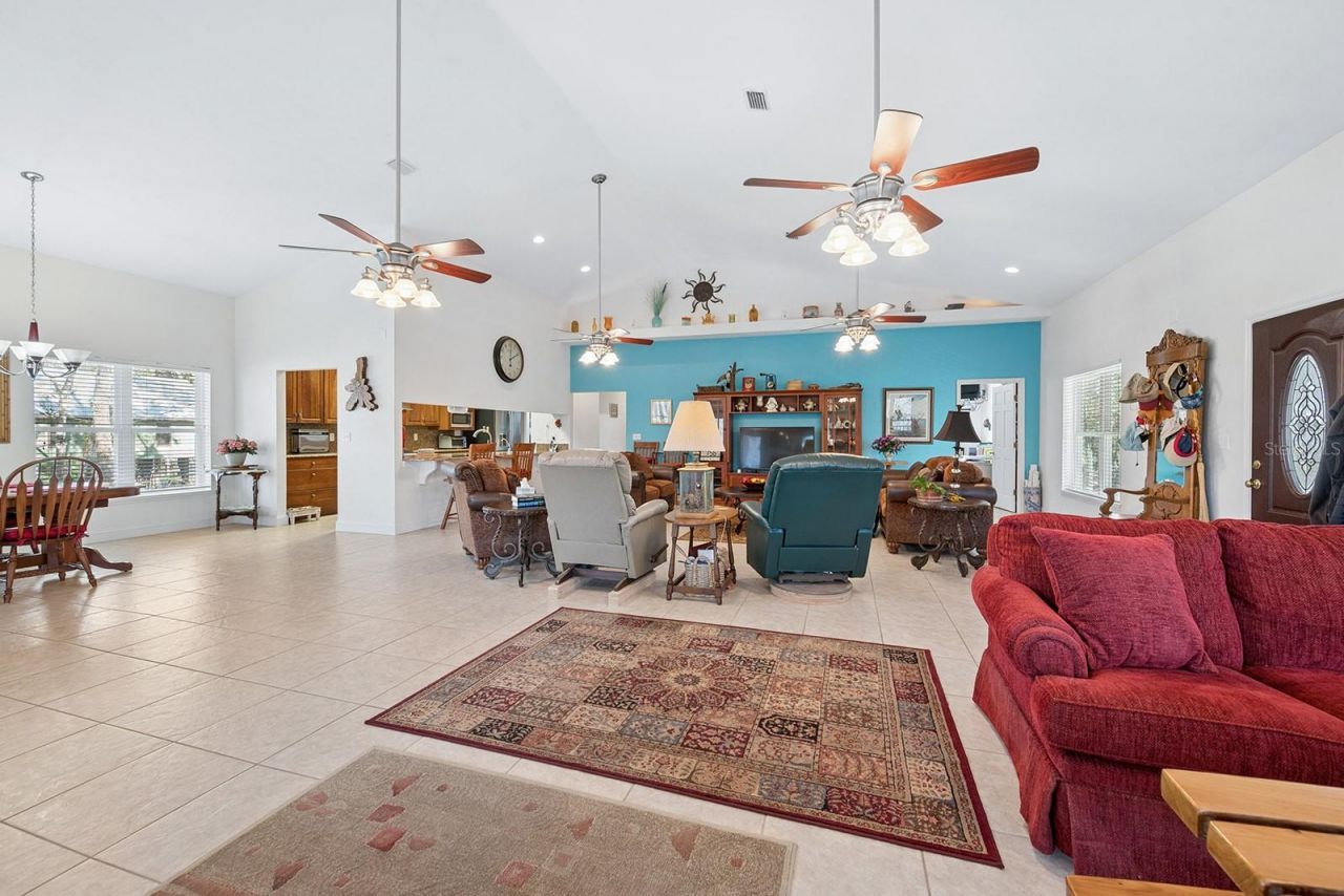498 SW Manatee Terrace, Fort White, FL 32038 Photo