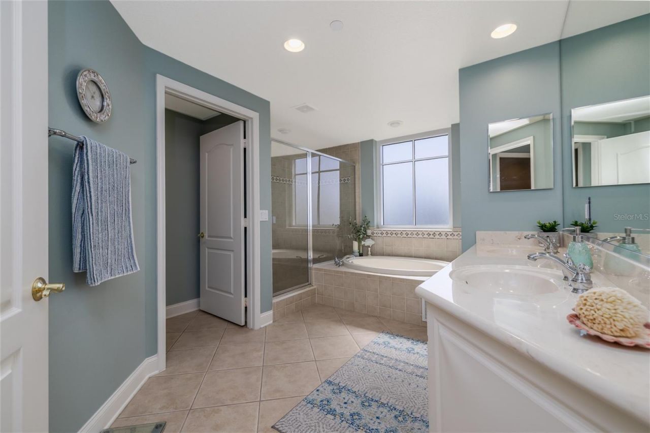 250 Minorca Beach Way, Unit 406, New Smyrna Beach, FL 32169 Photo