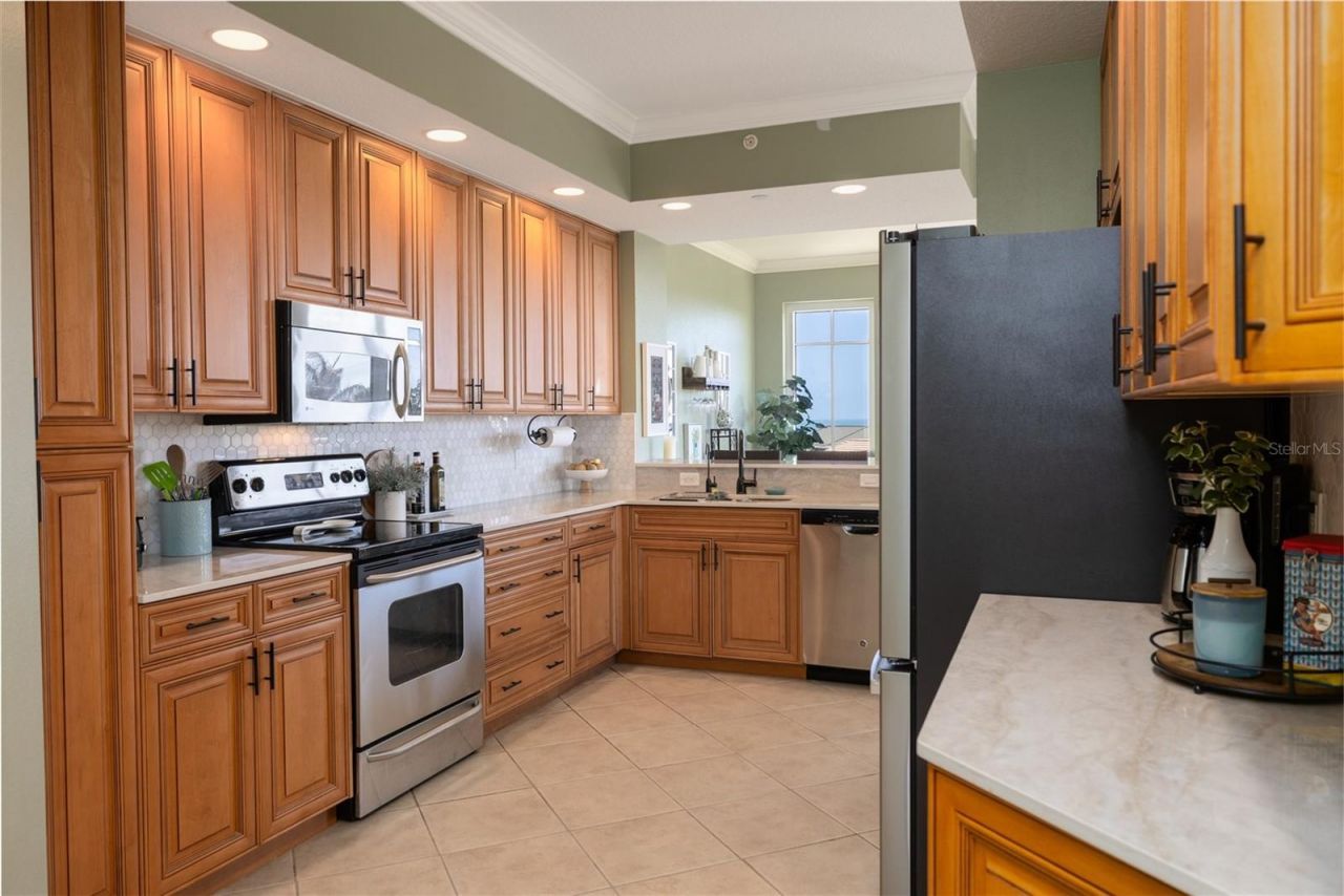 250 Minorca Beach Way, Unit 406, New Smyrna Beach, FL 32169 Photo