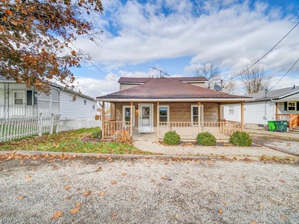 1099 Prospect Street , Barberton, OH 44203