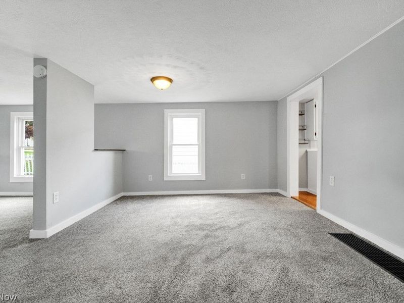 1099 Prospect Street , Barberton, OH 44203 Photo 6