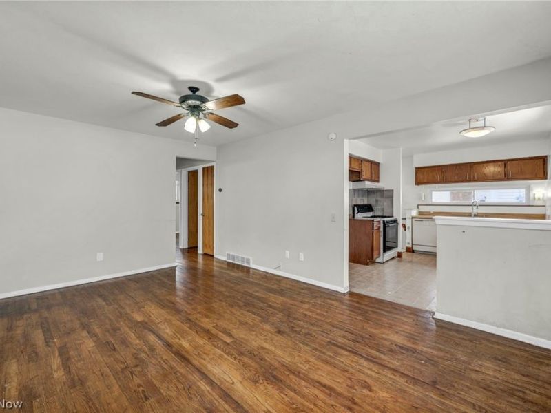 7 Smith Court , Elyria, OH 44035 Photo 13