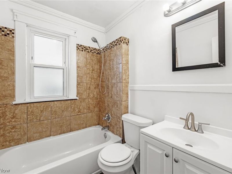 3978 E 55th Street, Newburgh Heights, OH 44105 Photo 16