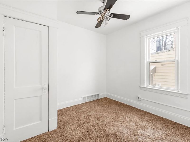 3978 E 55th Street, Newburgh Heights, OH 44105 Photo 17