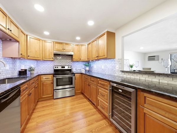 9 Broadway, Unit 217, Saugus, MA 01906