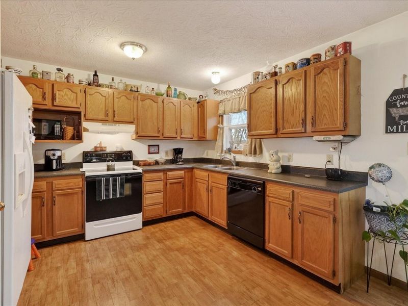 713 Riverbirch Road, Washington Court House, OH 43160 Photo 9