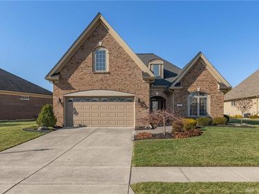 135 Winding Creek Drive, Springboro, OH 45066