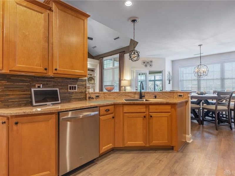 135 Winding Creek Drive, Springboro, OH 45066 Photo 15