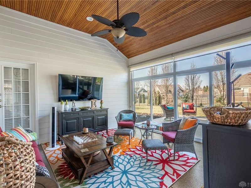 135 Winding Creek Drive, Springboro, OH 45066 Photo 18