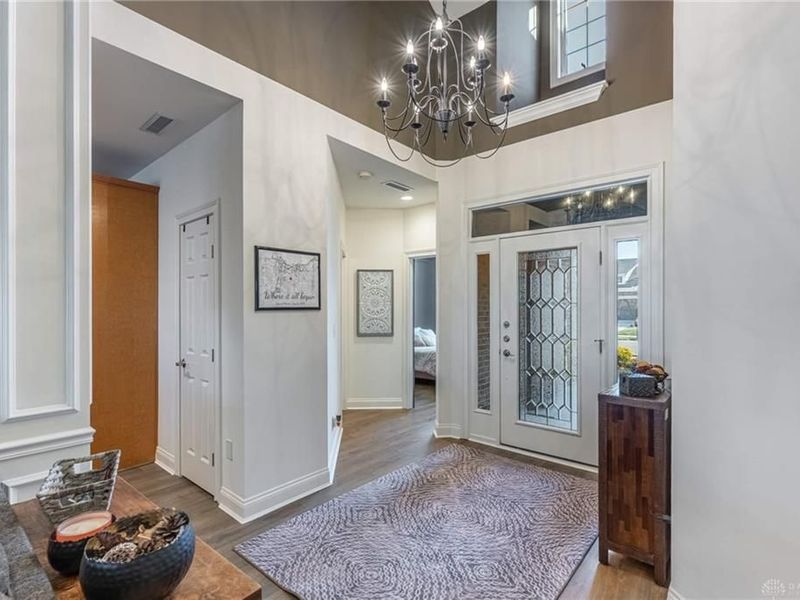 135 Winding Creek Drive, Springboro, OH 45066 Photo 2