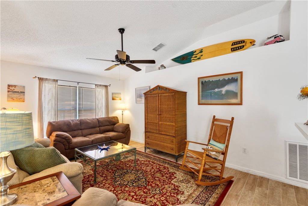 8715 105th Court, Vero Beach, FL 32967 Photo