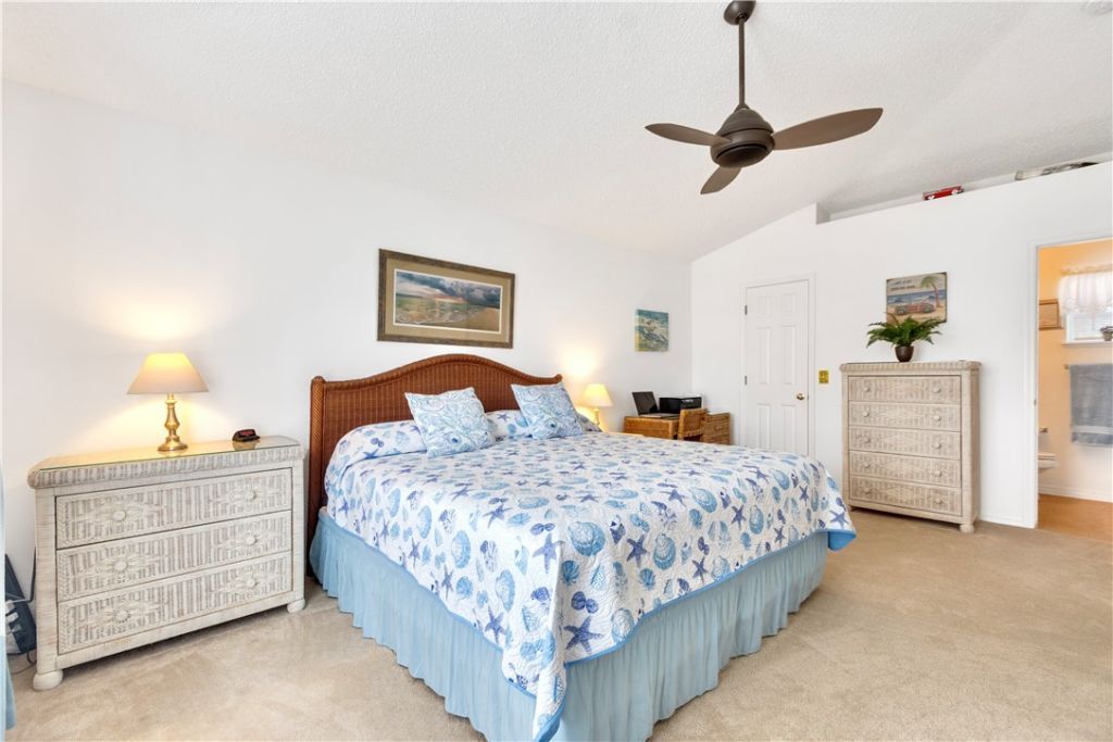 8715 105th Court, Vero Beach, FL 32967 Photo