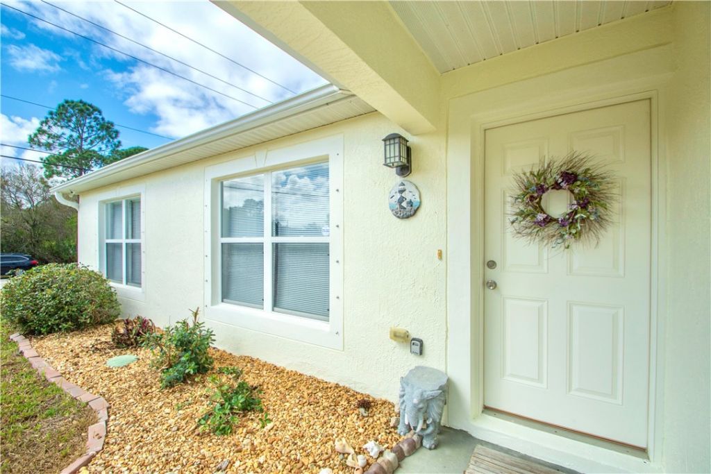 8715 105th Court, Vero Beach, FL 32967 Photo