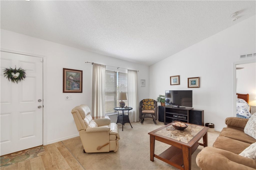 8715 105th Court, Vero Beach, FL 32967 Photo