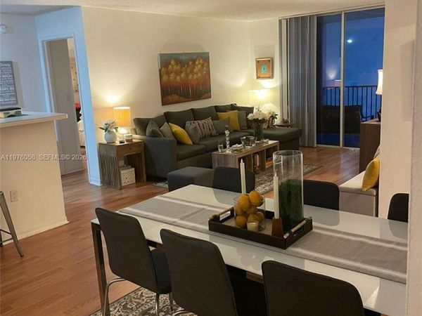 Unit 202-7, Doral, FL 33178