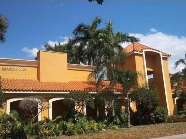 18111 NW 68th Ave, Unit F210, Hialeah, FL 33015
