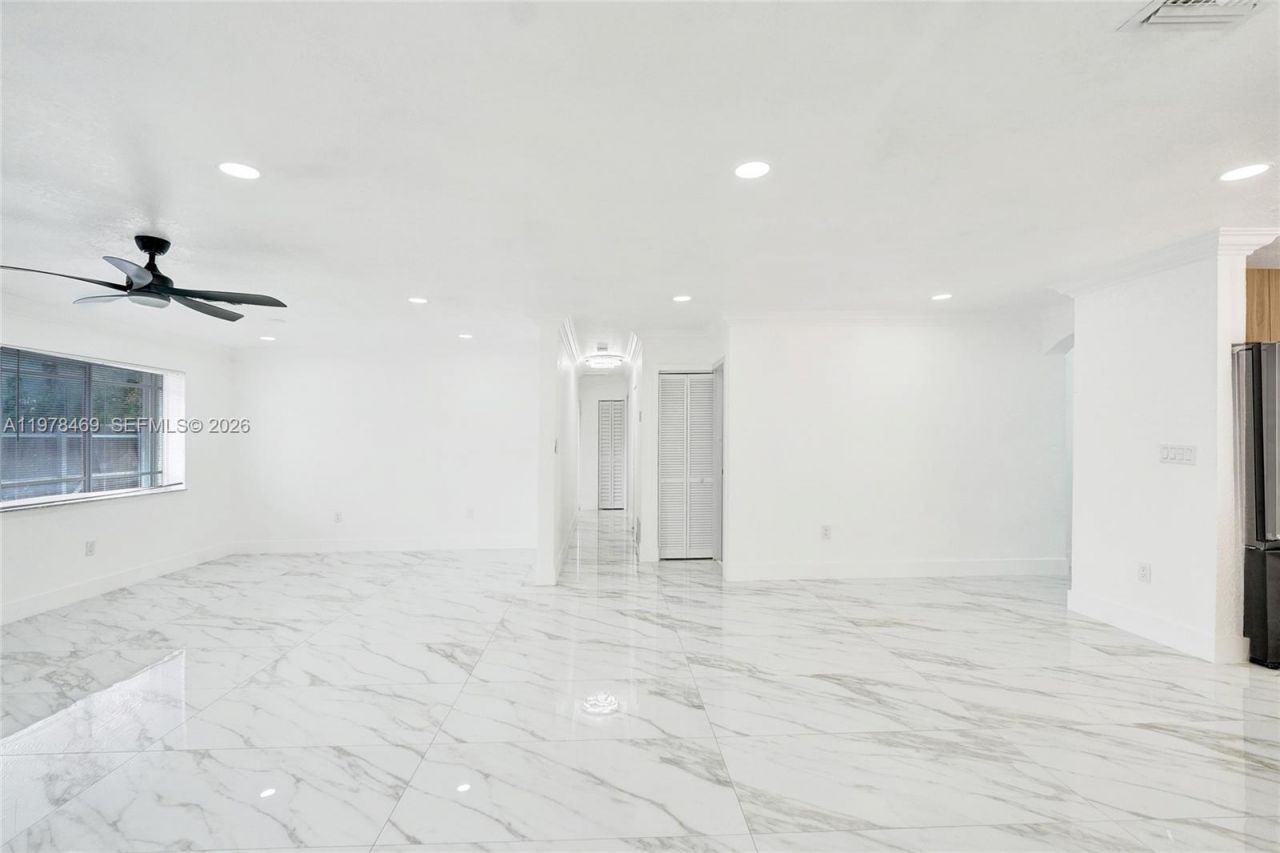 4861 NW 5th St, Plantation, FL 33317 Photo