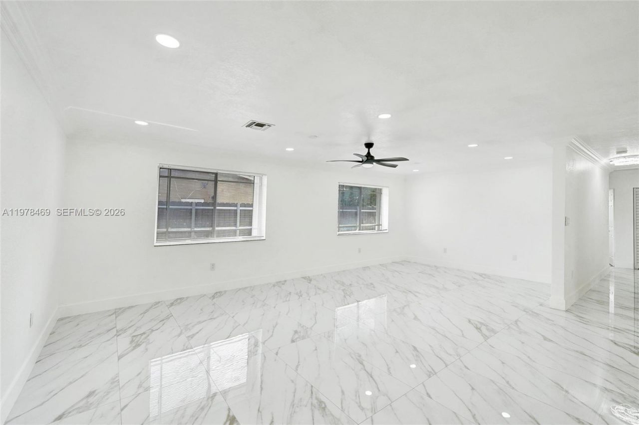 4861 NW 5th St, Plantation, FL 33317 Photo