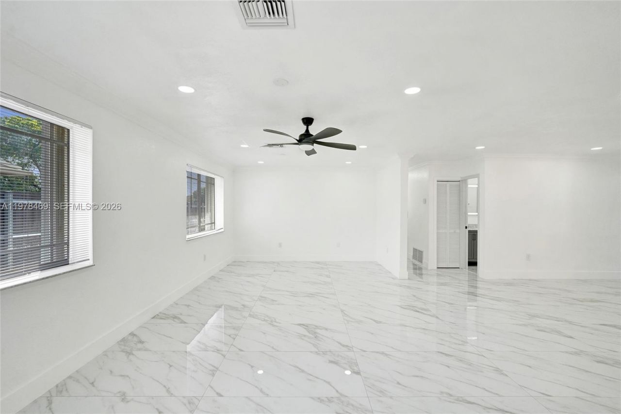 4861 NW 5th St, Plantation, FL 33317 Photo