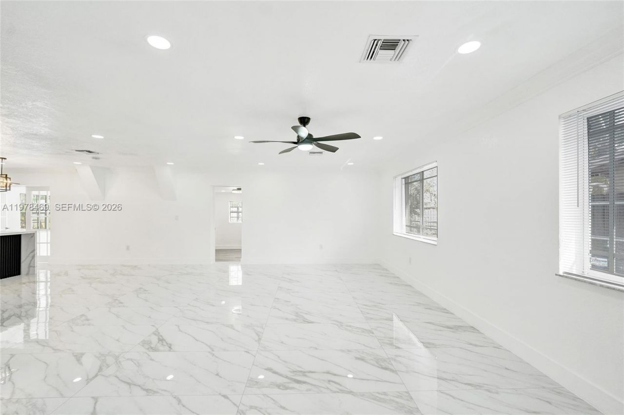 4861 NW 5th St, Plantation, FL 33317 Photo