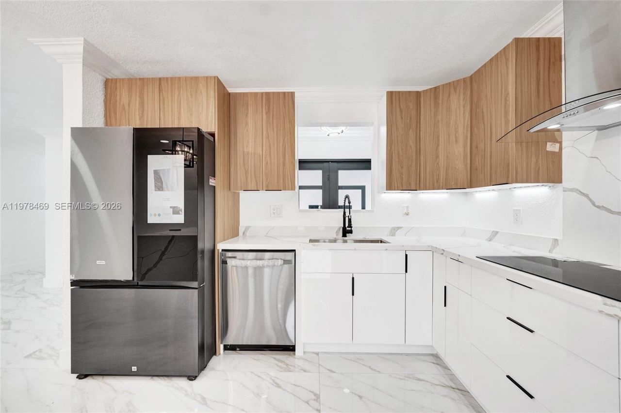 4861 NW 5th St, Plantation, FL 33317 Photo